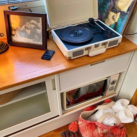 Beachboys - Retro Caravan Airstream
